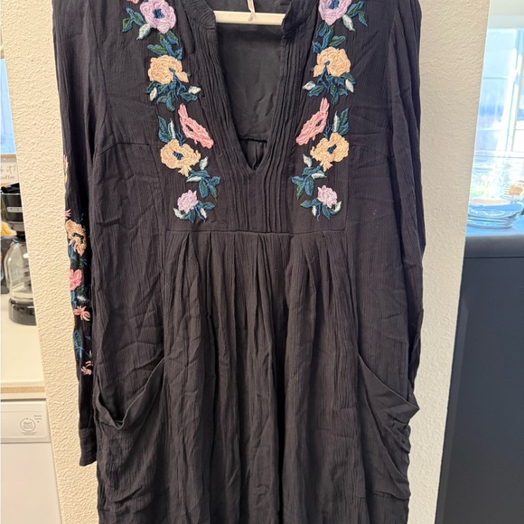 Free People Mia
Embroidered Mini Dress Gauze
Black Small S $128 - Picture 2 of 4